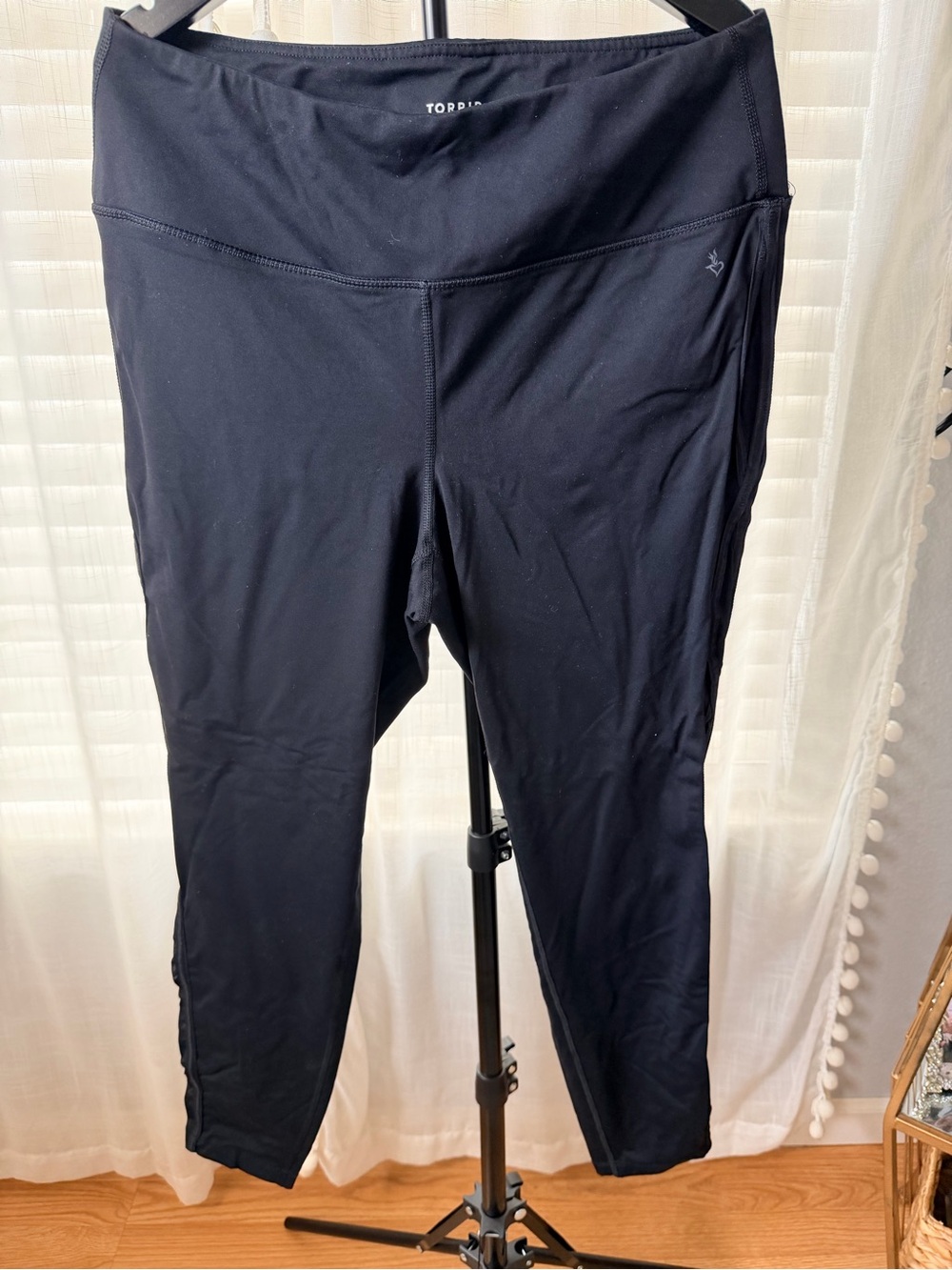 torrid Black womens High-Rise Active Leggings